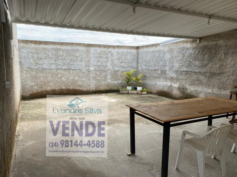 Em condomínio  - Pinheiral/RJ