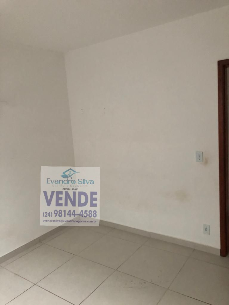 Em condomínio  - Pinheiral/RJ