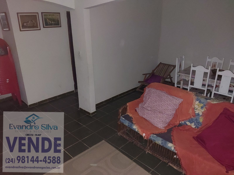 Próximo à Escola - Barra Mansa/RJ