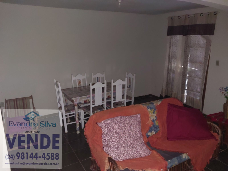 Próximo à Escola - Barra Mansa/RJ